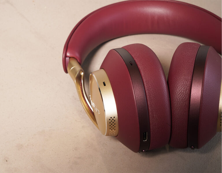 Bowers & Wilkins PX8 rosso Royal Burgondy B&W