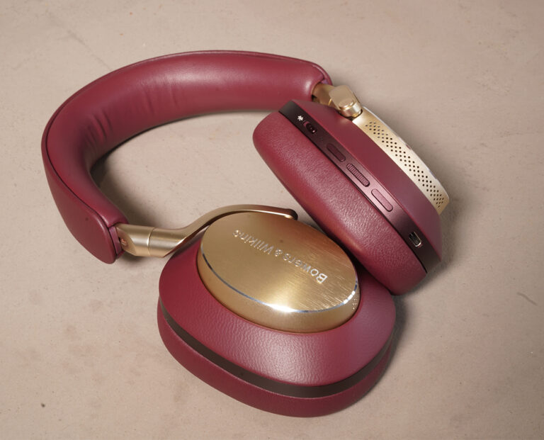 Bowers & Wilkins PX8 rosso Royal Burgondy B&W